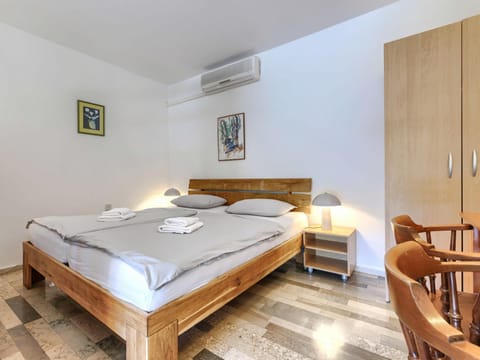 Holiday Home Margit by Interhome House in Premantura