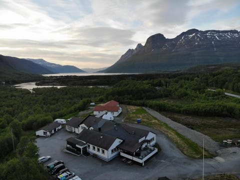 Bird's eye view, Lake view