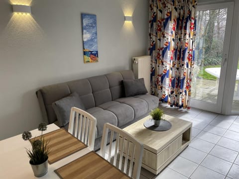 Holiday Home Tossens-3 by Interhome Maison in Butjadingen