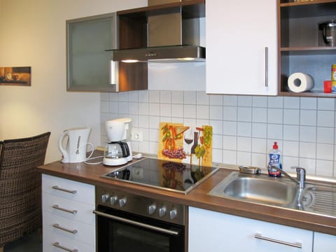 Holiday Home Strandvilla - LUB110 by Interhome Apartamento in Lubmin