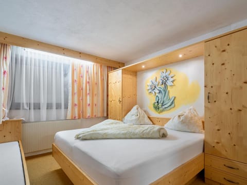 Apartment Nadine-2 by Interhome Apartment in Soelden