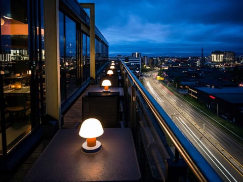 Restaurant/places to eat, Night, Neighbourhood, View (from property/room), Balcony/Terrace, City view