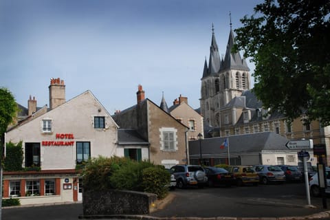 Property building, Street view