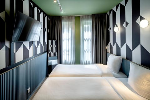 Budget Hotel Tourist Inn Hotel in Amsterdam