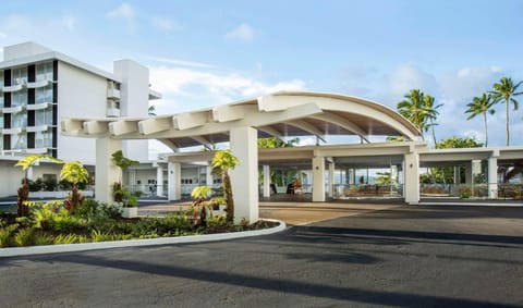 Grand Naniloa Hotel, a Doubletree by Hilton Resort in Hilo