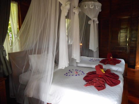 Kubu Alas Tunggal Villa Bed and Breakfast in Selat