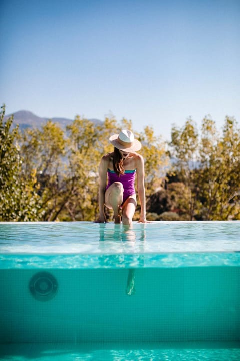 People, Swimming pool