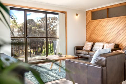 Granite Beach House House in Tasmania