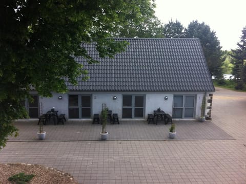 Facade/entrance, View (from property/room), Balcony/Terrace