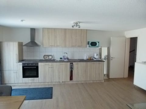 Kitchen or kitchenette, minibar, pet friendly, stove, stove, kitchen, kitchen, Internal: Not applicable to any particular room