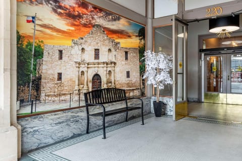 Best Western Premier Historic Travelers Hotel Alamo/Riverwalk Hôtel in San Antonio