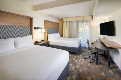 Holiday Inn & Suites Asheville-Biltmore Vlg Area, an IHG Hotel Hotel in Biltmore Forest