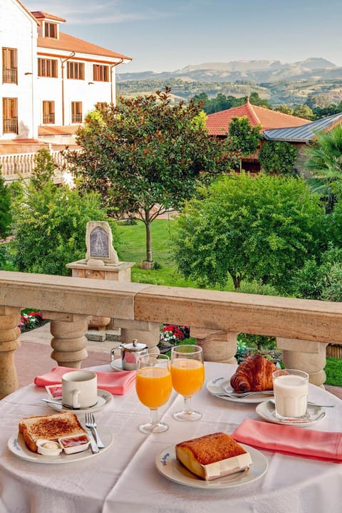 Garden, Balcony/Terrace, Food and drinks, Breakfast, Continental breakfast, Buffet breakfast