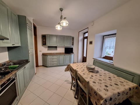 Appartamento Sogno in centro Apartamento in Levico Terme