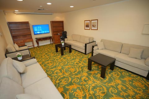 Communal lounge/ TV room