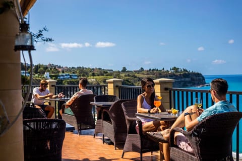 Natural landscape, Balcony/Terrace, Sea view