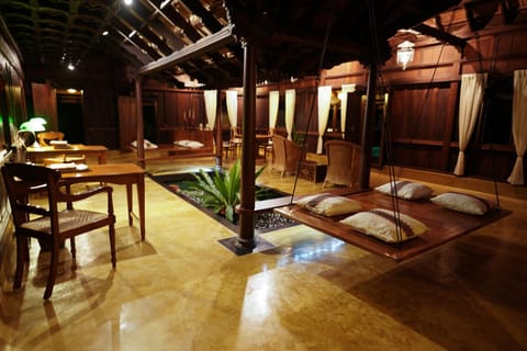 Vismaya Lake Heritage Hôtel in Kerala