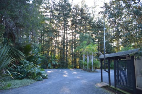 Facade/entrance, Natural landscape