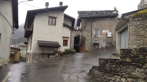 Casa Alpina - Mototurismo Apartment in Piedmont