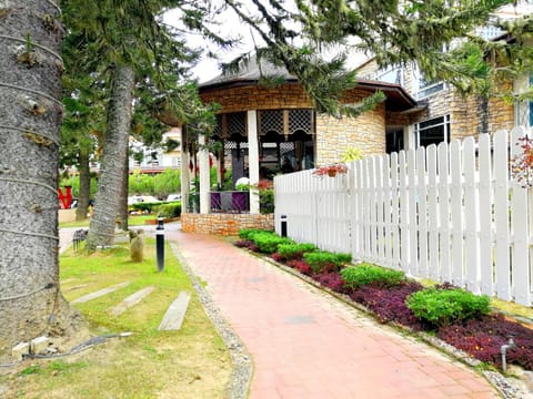 Century Pines Resort Cameron Highlands Hôtel in Tanah Rata