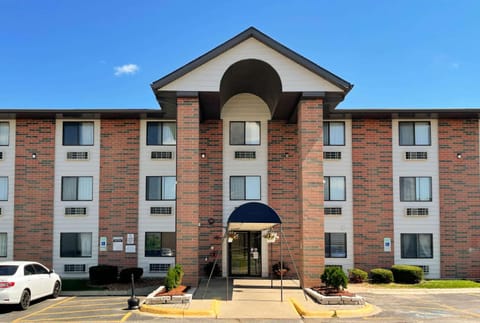 Motel 6-Elk Grove Village, IL - O'Hare Hotel in Des Plaines
