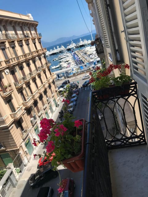 Balcony/Terrace, Beach