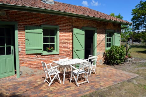 La Maison Ratabou Maison in Parentis-en-Born