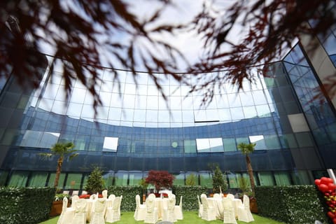 Garden, Balcony/Terrace