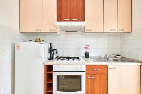 Coffee/tea facilities, pet friendly, stove, kitchen