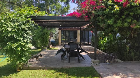 Chalet con piscina privada, natural y acogedor House in Chiclana de la Frontera