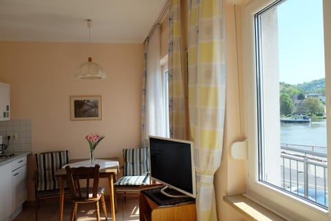 Day, Dining area, Sea view