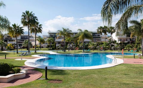 Bonito apartamento en Nueva Andalucia Apartamento in Marbella