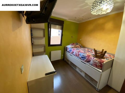 Aurrekoetxea 36 Vacation Rental, 5D Condominio in Bermeo