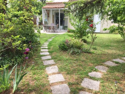 Le Cèdre Bleu Maison in Fouras