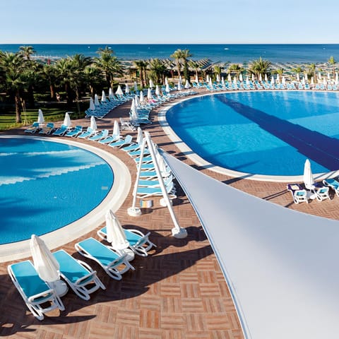 Paloma Oceana Resort in Side