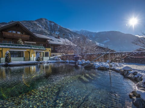 Property building, Mountain view, Pool view