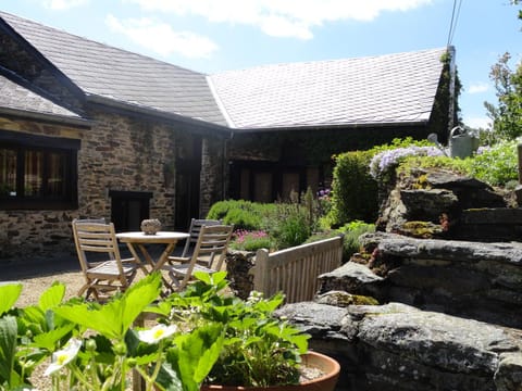 Property building, Patio, Garden view