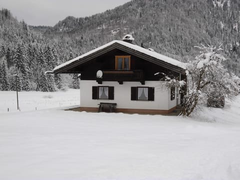 Property building, Winter