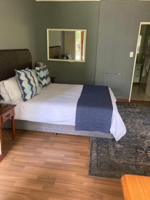 Thatchfoord Lodge Bed and Breakfast in Sandton