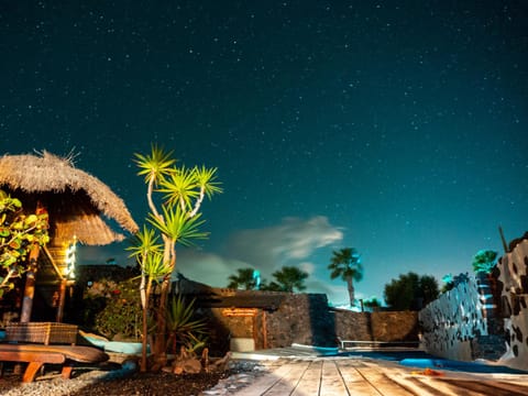 Shower, View (from property/room), Swimming pool, Swimming pool