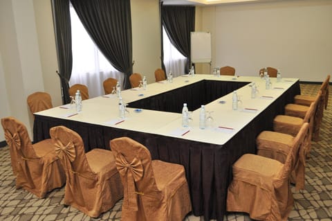 Meeting/conference room