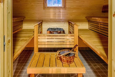 Sauna, Bathroom