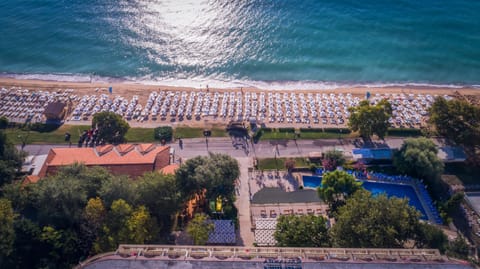 Natural landscape, Bird's eye view, Sea view, Swimming pool