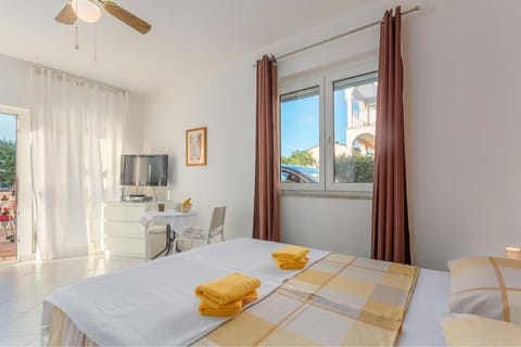 Apartment Zora Pousada com café da manhã (B&B) in Novigrad