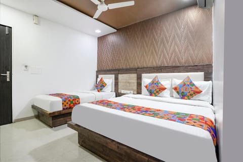 FabHotel Royal City Hotel in Ahmedabad