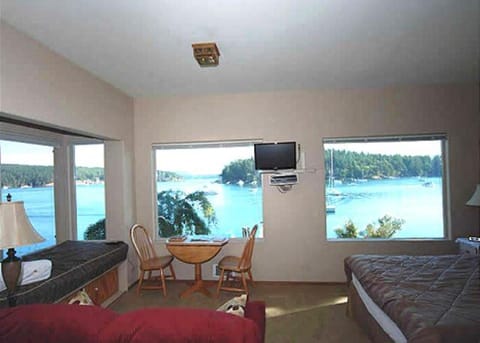 Sweet Escape & Summer Dream Condo in Friday Harbor