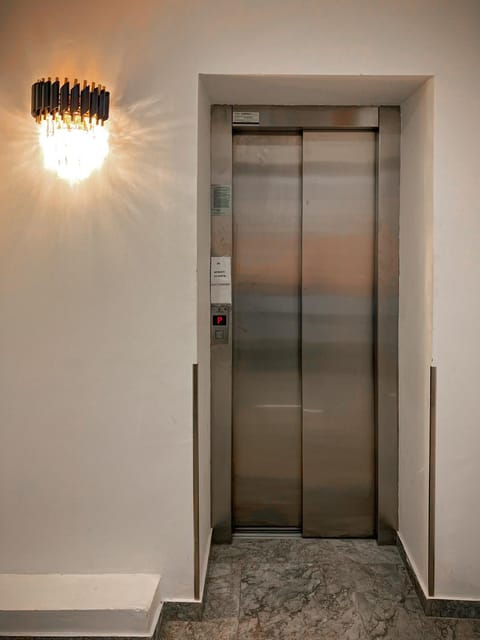 elevator