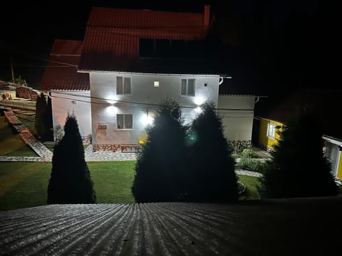 Pensiunea Marydor Bed and Breakfast in Cluj County