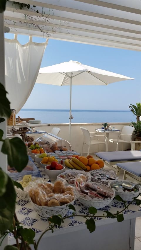 Balcony/Terrace, Sea view, Breakfast