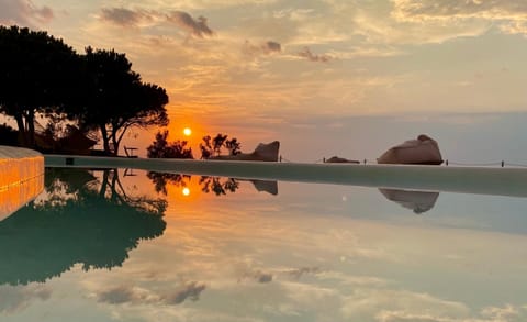 Swimming pool, Sunset, sunbed